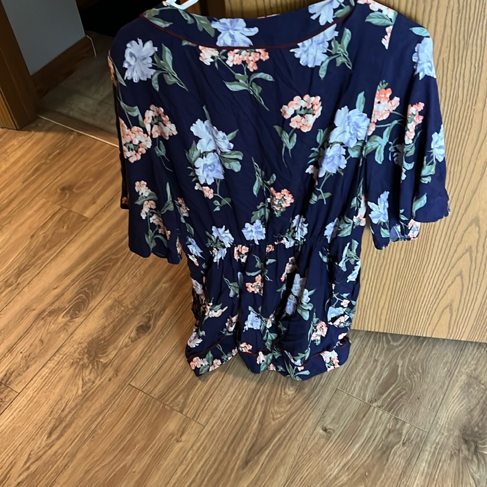Abercrombie and Fitch Floral Navy Romper - Picture 3 of 4
